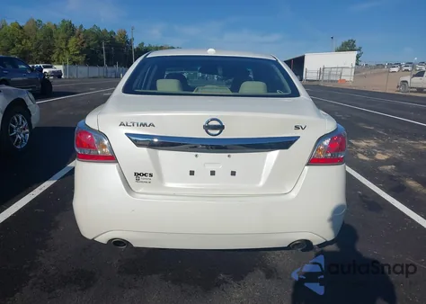2015 Nissan Altima 2.5 Sv из США, поврежденный, VIN 1N4AL3AP4FC147816